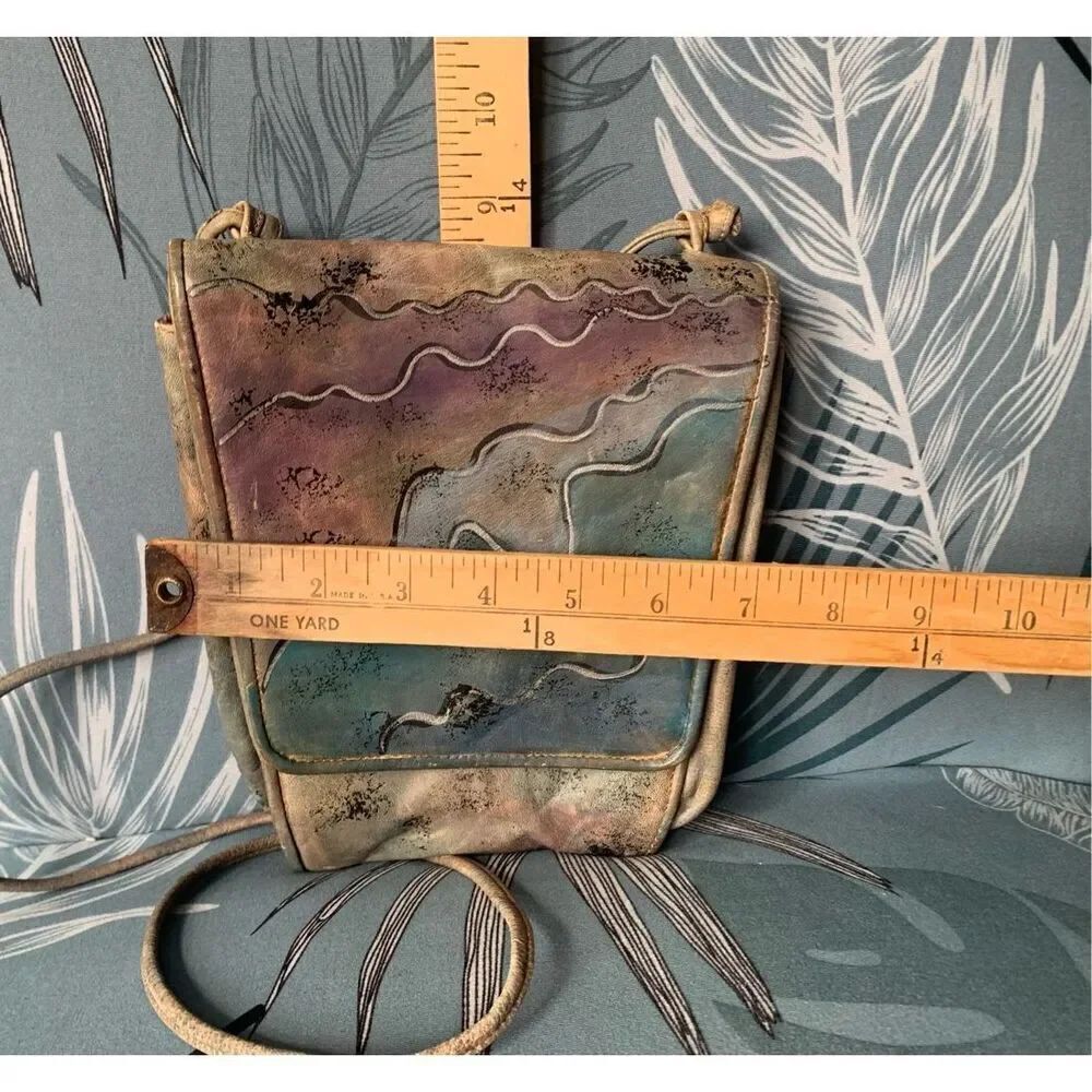 Fancy Nancy Hand Painted Vintage Leather Shoulder Bag Purse MCM 80’s - Picture 10 of 10